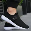 Chaussures décontractées Fujeak léger large pieds nus antidérapant respirant hommes baskets mode tendance grande taille mocassins Zapatos De Hombre