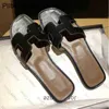 Pantofole Orans Sandali da donna 2024 Abbigliamento estivo Tendenza in pelle Piatta Moda coreana Scarpe grandi rosse nette bianche