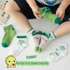 Chaussettes pour enfants 5 pièces chaussettes pour enfants 2023 été nouveau dessin animé dinosaure bateau chaussettes garçon coton peigné enfants chaussettes maille garçons et filles chaussettes YQ240314