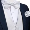 Mens Wedding Suit Vest Fashion Bow Tie Handkakor Manschettknappar Formell affärs Silk Waistcoat Gilet Men Kläder Dibangu 240312