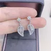 Boucles d'oreilles CZZJ2024 en vente No.0440 diamants blancs or 18 carats Nature 1.00ct goutte femelle pour les femmes fines