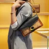 Covchie Kouchen Wine God Bag all'ingrosso della fabbrica Womens 2024 New Fashion Light Luxury Leather Underarm Small Square