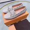 Casual Shoes 2024 Spring and Autumn Women's Real Cowhide Flat Bottom Bow Knot Round Toe Bekväm kör ärtor Loafers