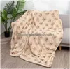 Blankets Blankets Designer Cute little bear Grain Blanket Imitation Rabbit Crystal Veet Nap Double Sofa Blanket 240314