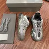 Luxurys Top Qualité 2024 Avec Box Track 3 3.0 Designer Plat Casual Chaussures Vintage Old 17fw Belenciaga Hommes Femmes Graffiti Hommes Femmes Baskets Mocassins Balencaigaes Chaussure