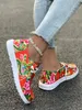 Au printemps 2024, les nouvelles chaussures plates décontractées de grande taille pour femmes à tête ronde et à grandes fleurs du nord-est de la Chine sont des chaussures décontractées.90GK#