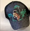 Beyzbol Şapkaları Tasarımcı Kapaklar Kadınlar İçin Erkek İşlemeli Casquette Beyzbol Kapakları Klasik Gömülü Şapkalar Lüks Kadın Yaz Günlük UNISE