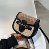 Stylowe torebki z najlepszych projektantów Spring Nowy transmisja na żywo Trend mody mody crossbody koreańska wersja Wern Stydle Siodle Single Remon Prosta wszechstronna torba dla kobiet