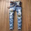 Herren-Jeans mit Löchern im Distressed-Look, neue schmale Denim-Hose im europäischen und amerikanischen Stil, heißer Verkauf, asiatische Größe