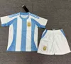 24 25 Argentina 2024 Home Away Jersey J.Aarez Camisas de futebol DI MARIA DYBALA MARTINEZ E.Fernandez MARADONA Homens Kit Infantil Camisas de futebol