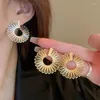 Boucles d'oreilles pendantes KAITIN tournesol creux pour les femmes de luxe Simple boucle d'oreille en métal polyvalent en gros bijoux de mode cadeau de fête