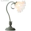 Table Lamps 1pc Classic Flower Shaped Table Lamp Retro Bedside Lamps Living Room Bedside Table Lamp Home Decoration Lamp (Color Green)