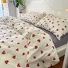 Set biancheria da letto stile Ins No Filler Tulipano viola Moda Copripiumino Lenzuolo piatto Federa Ragazze Ragazzi Biancheria da letto singola doppia 240306