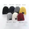 Masowe czapki Tn marki jesienne zimowe czapki sport sportowy kapelusz zagęszcza ciepłe swobodne czapkę na zewnątrz dwu stronie czaszka czapka czaszki189U