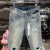 PW013 PAARS Hoge kwaliteit heren jeans Distressed Motorcycle biker jeans Rock Skinny Slim Gescheurde gatstreep Modieus slangenborduurwerk Denim broek