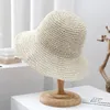 Boinas Sombrilla Sombrero de paja Protector solar femenino Cubo de sol plegable Tejido mixto Color Ganchillo Pescador hecho a mano