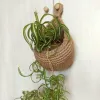 Körbe 1PC Wand hängende Gemüse Obstkörbe natürlicher Jute gewebtes Hangkorb Haus Garten Küche Wandmontierte Aufbewahrungskorb