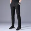 Pantaloni da uomo Estate Ghiaccio Seta Sottile Moda Business Casual Ittà Slim Fit Dritto Tinta unita Versatile Comodo