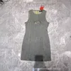 Podstawowe sukienki zwykłe Designer 23 Lato Nowa niszowa modna marka Letter Cutout Vintage Denim Spódnica Modna i szczupła V5S6