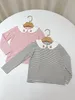 T-shirt a maniche lunghe per bambina per bambina Felpe con cappuccio in cotone Primavera per bambina Colletto per bambola Canottiera per bambini Abiti in maglione a righe