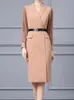 Ieqj Robes de blazer professionnel épissé solide pour femmes manches longues V coule haute ceinture de conception robe vestimentaire féminin 3WQ9049 240313