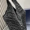 Stor raffia strandpåse kapacitet lyxiga designer väskor mode tygväskan kvinnor väska slingan hobo handväskor gräs redigera pocket crossbody strand hav vid axelväskan