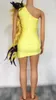 Сценическая одежда, сексуальное платье на одно плечо с желтыми перьями, вечернее платье, облегающее платье для латинских танцев, женское клубное платье для выпускного вечера