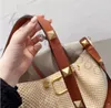 비치 밀짚 가방 최신 디자인 간단하고 실용적인 디자이너 여성 리벳 핸드백 캐주얼 캔버스 크로 셰 뜨개질 숄더백