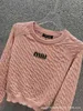 Kvinnors tröjor Designer 24 Spring/Summer New Niche Design Letter Psmellishments Skin Friendly Fixed Dye Garn Pullover Tröja LC40