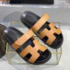 Женские сандалии Chypres Sandal Slides Slides Lixintta Summer 2024 пляжные туфли Кожаная квартира папа папа Wome есть логотип MQC1 KSCB 8QHD