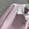 Marka Aynı Stil Kadın Pembe Tops 2024 Yeni İlkbahar Yaz Kazan Boyun Uzun Kollu Tees Moda Pist T-Shirt Tasarımcı Polos