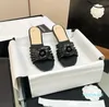 Nuovo design Girls Fashion Pvc Short Sandals Office Signora Casualmente Summer Beach Teli morbidi Shoe Shone Slide di grande dimensione