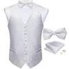 Mens Wedding Suit Vest Fashion Bow Tie Handkakor Manschettknappar Formell affärs Silk Waistcoat Gilet Men Kläder Dibangu 240312
