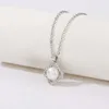 ペンダントネックレス天然淡水真珠ネックレスニッチデザインライト4葉のクローバー女性用途の多い気質シンプル