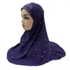 Vêtements ethniques Haute Qualité Taille Moyenne 70 60cm Musulman Amira Hijab avec strass Perles Tirez sur l'écharpe instantanée islamique Head Wrap Priez