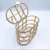 Diamonds Basket Evening Clutch Bags Women Luxury Hollow Out Preal Beaded Metallic Cage Handväskor Ladies Wedding Party Party Purse 240306