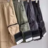 Męski projektant Stones Islandness Shorts Kieszenie ładunkowe Pracuj pięcioczęściowe dresowe spodnie dresowe wielofunkcyjne spodnie na uda krótkie swobodne luźne 100 382