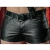 Men Shorts Solidny kolor swobodny męskie spodnie skórzane Sposób Sprężyny lato mężczyźni moda punkowa styl czarne szorty dla mężczyzn 240311