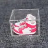 MINI 3D Stereo Sneakers مفاتيح مصمم مفاتيح الزر القلادة 3D Mini Basketball Shoes Model Decorting Cake Decoration Decoration Creative Car Key Chain