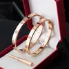 Gold Love Braclet Designer Bracelet Bracelet Femmes Hommes Bijoux Charme Luxe Titane Acier Tournevis Bracelets À Vis Nail Argent Rose Unisexe Classique Bracelet Pour Hommes