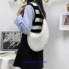 Top original al por mayor Bottgss Ventss bolsos de mano tienda en línea bolso tejido de cuero genuino versátil axila para mujer sensación de gama alta 2023 nuevo con logotipo real