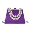 Chic axelväskor Kvinnor Designer Bag Trendy Pearl Handväskor Tot Chain Dress Evening Bag 240311