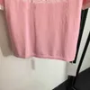 Designer Knit T-shirt Kvinnor Märke Klädkvinnor Summer Pink Top Fashion Logo Short Sleeve Ladies Shirt Asian Size S-L 15 mars