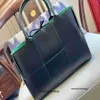 Designer Botegs V Luxury Handbag Woven Tote Bag One Shoulder äkta läder Kvinnors handväska stor rutig shoppingväska stor kapacitet Mor och barnväska