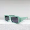 Top-Designer-Sonnenbrillen, klassische Brillen, Goggle, Outdoor-Strand-Sonnenbrillen für Mann und Frau. Folgen Sie dem Design einer rechteckigen Sonnenbrille mit Spiegelbein, Doppel-G GG1403SK