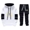 Herrtröjor 2024 Tracksuit bönpärlor Luxury 2 -stycken Set Casual Sweatshirt och Sweatpants Passar Sport Print Jogging 3XL