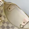 Lyxdesignväska för kvinnor mode axelväskor högkvalitativa strandväskor handväskor plånböcker pursar axelväskor pochette äkta läder 2024