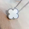 Ontwerper Klassieke klavertje vier kettingen hangers MotherofPearl roestvrij staal verguld 18K voor vrouwen meisje Valentijnsdag Moederdag verlovingssieraden Cadeau heel