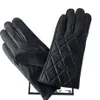 2023 Gants en cuir pour femmes Designer en peau de mouton fourrure intégrée cyclisme gants chauds du bout des doigts291L