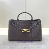 Top calidad original Bottgss Ventss Andiamo bolsos de hombro tienda en línea Diseño pequeño Primavera Nuevo Bolso de mano tejido de cuero con hebilla de cuerda de metal Uno con logotipo real